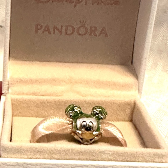 Pandora Jewelry - 💕🌈💕🥰😍🌸🌼🌺 PANDORA AUTHENTIC MICKEY MOUSE TOPIARY CHARM EPCOT GARDEN SHOW